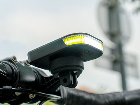 Luz delantera Ravemen FR300
