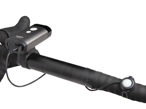 Luz delantera Ravemen PR1000