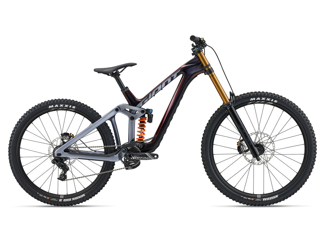 BICICLETA DOWNHILL GIANT 